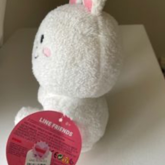 Cony bunny plushy -seated, 7inch (Line friends collectibles) - Picture 4 of 5